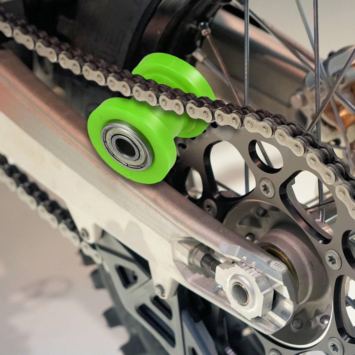 2 x 10mm Drive Chain Pulley Tensioner Rubber Wheel for Motorcycle Green