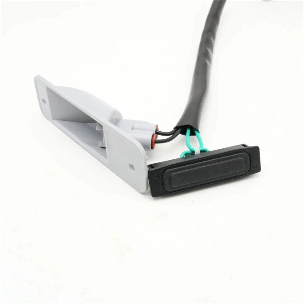 Rear License Plate Light Socket Wire Harness for Subaru Forester (09-13)