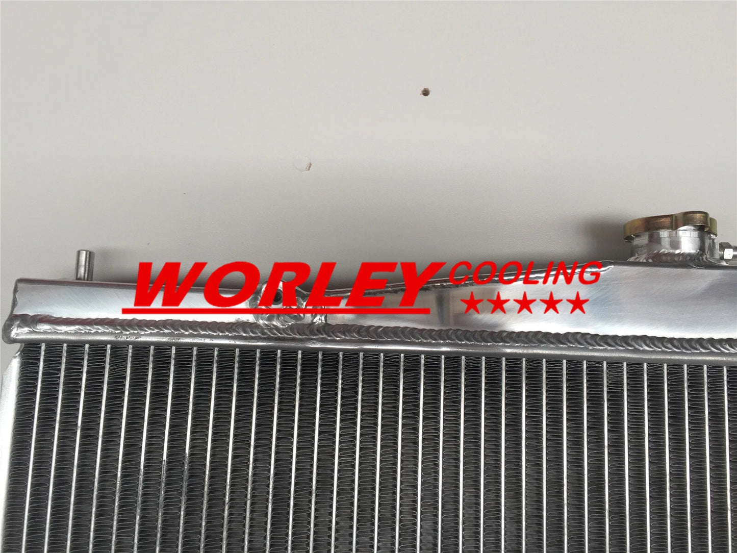 44mm Radiator + RED Hose for Nissan Pintara/Skyline R33/R34 (1993-2002)