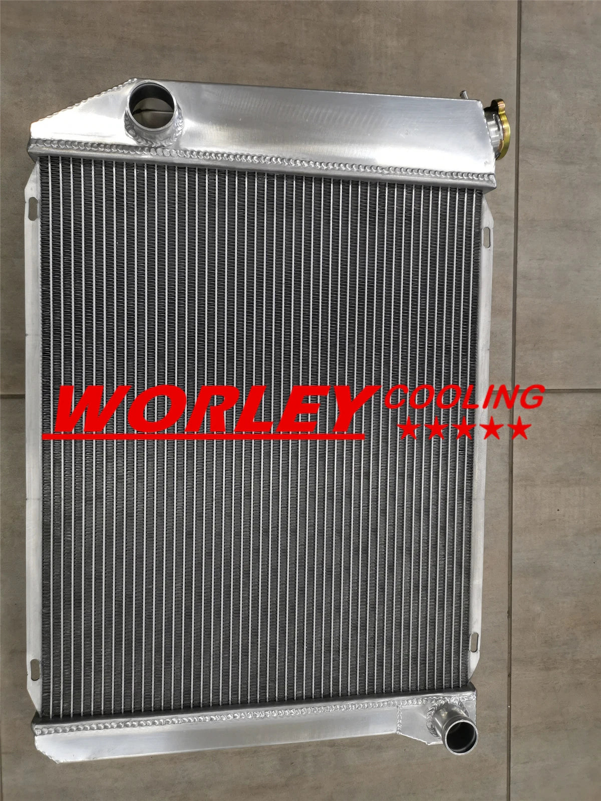 Radiator for Ford Falcon XA/XB/XC/XD/XE Fairmont 302/351 V8 (1972-1984)