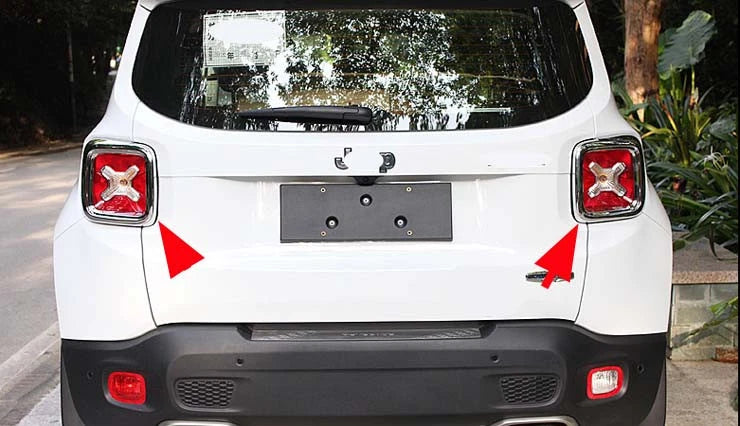 Chrome Rear Light Cover Trim for 2015-2018 Jeep Renegade (2015-2018)