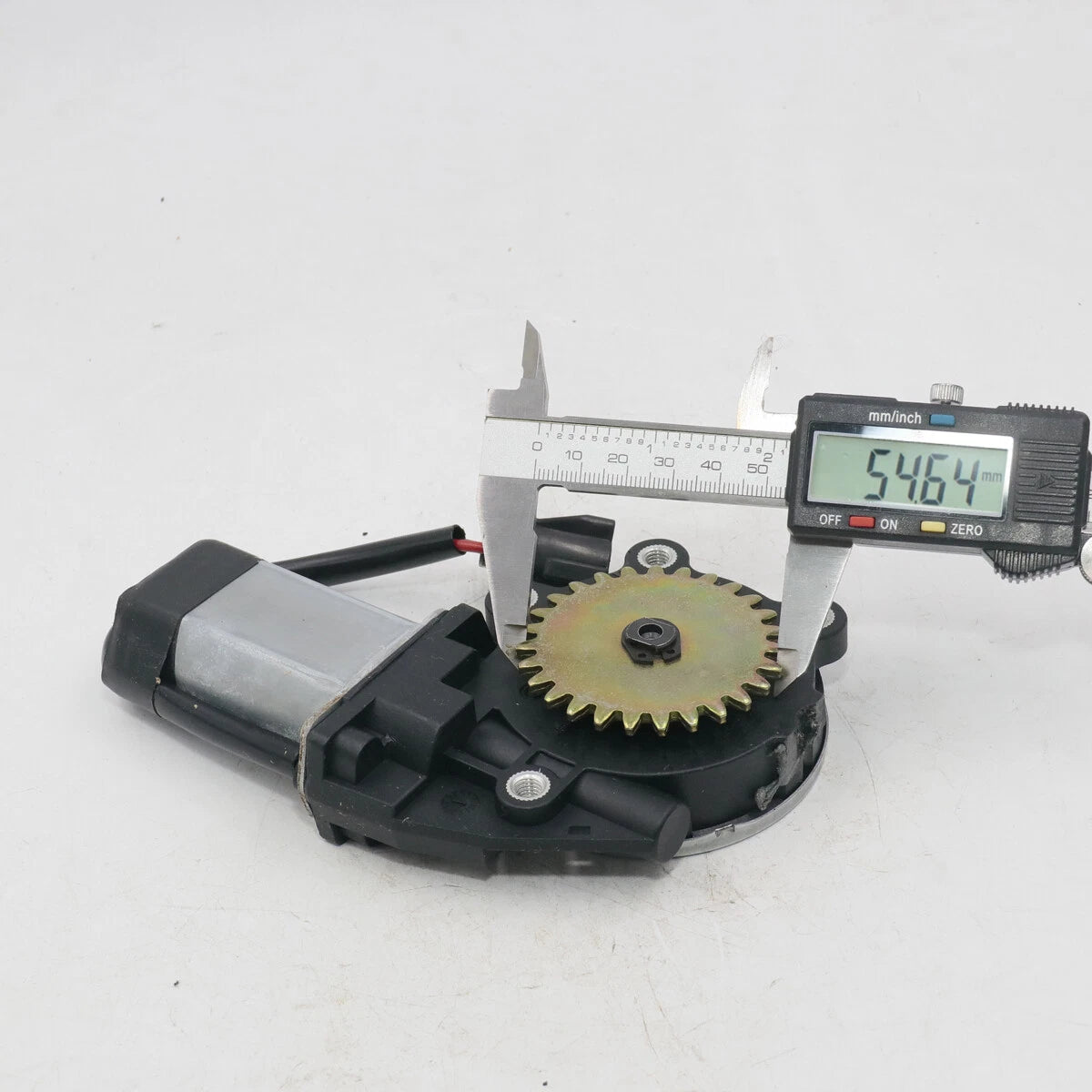 Motor Power Window Regulator Front Left for Isuzu D-Max 1997-2002