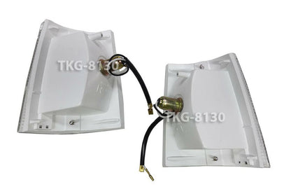 Front Corner Side Light Lamp for Mazda Magnum B2000 B2200 B2600 (1990-1993)