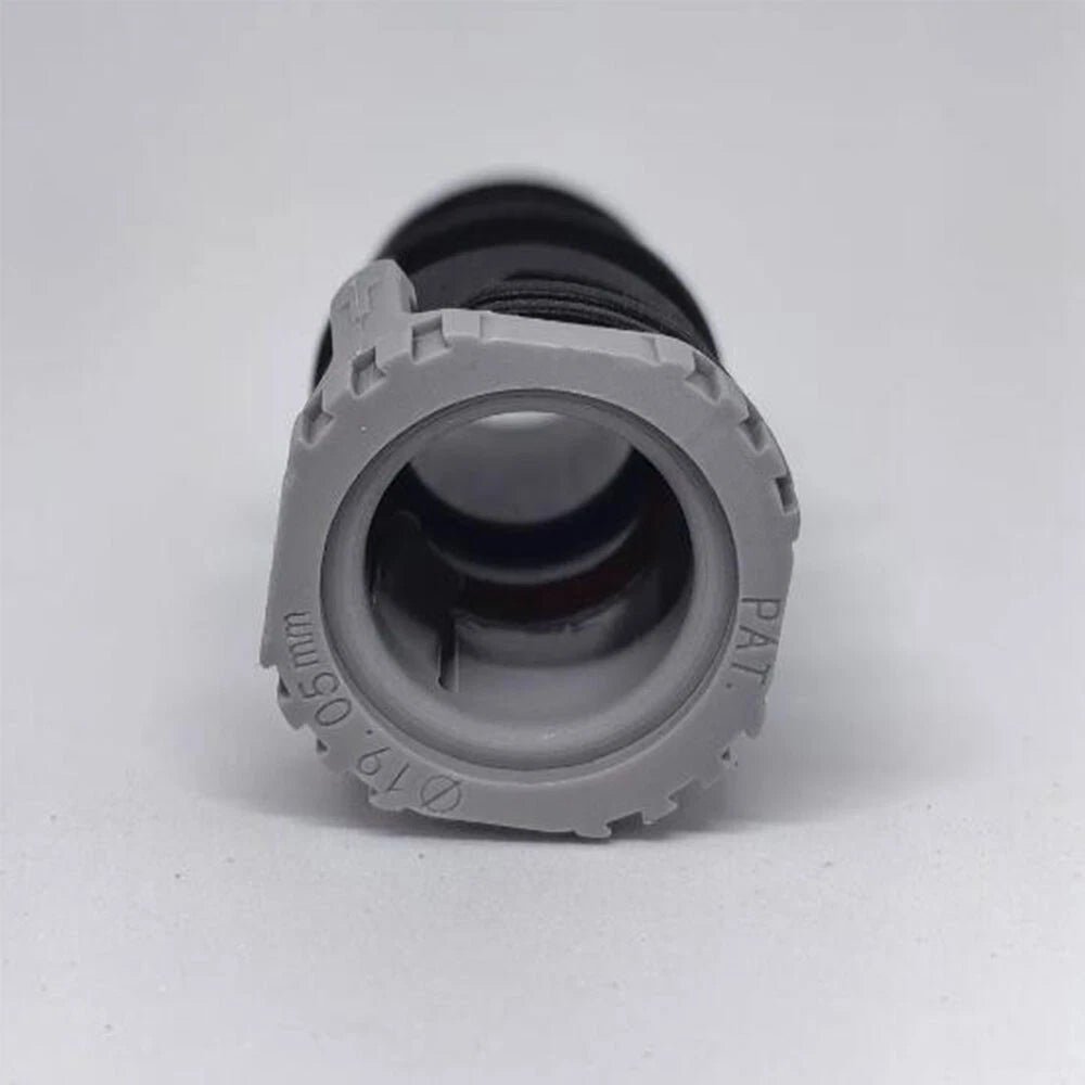 Coolant Tube Connecting Pipe for Ford Focus C-Max Mondeo (2003-2011)