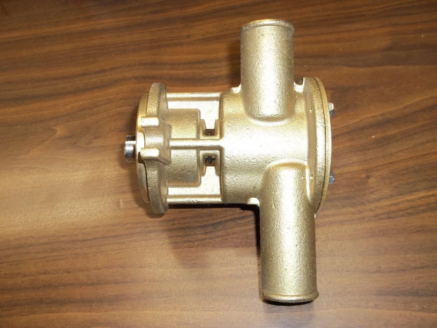 Sea Water Pump for Volvo Penta KAD/KAMD/TMD/TAMD (1990-2000)