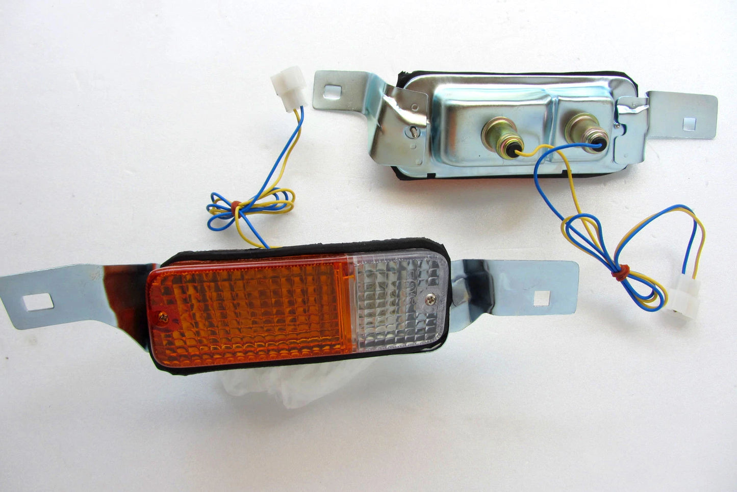 Parking Turning Signal Light Lamp for Toyota Corolla KE30 KE35 TE37 (1970-1982)