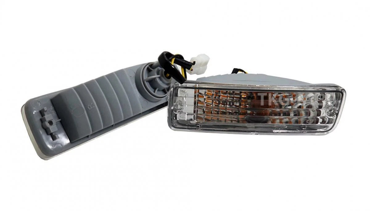 2 x Wires Front Bumper Light for Toyota Hilux MK3 LN85 LN105 YN106 (1988-1997)