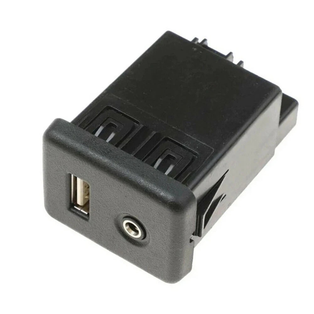 USB Charging Port Module for Chevrolet Silverado, Opel Vauxhall (2014-2023)