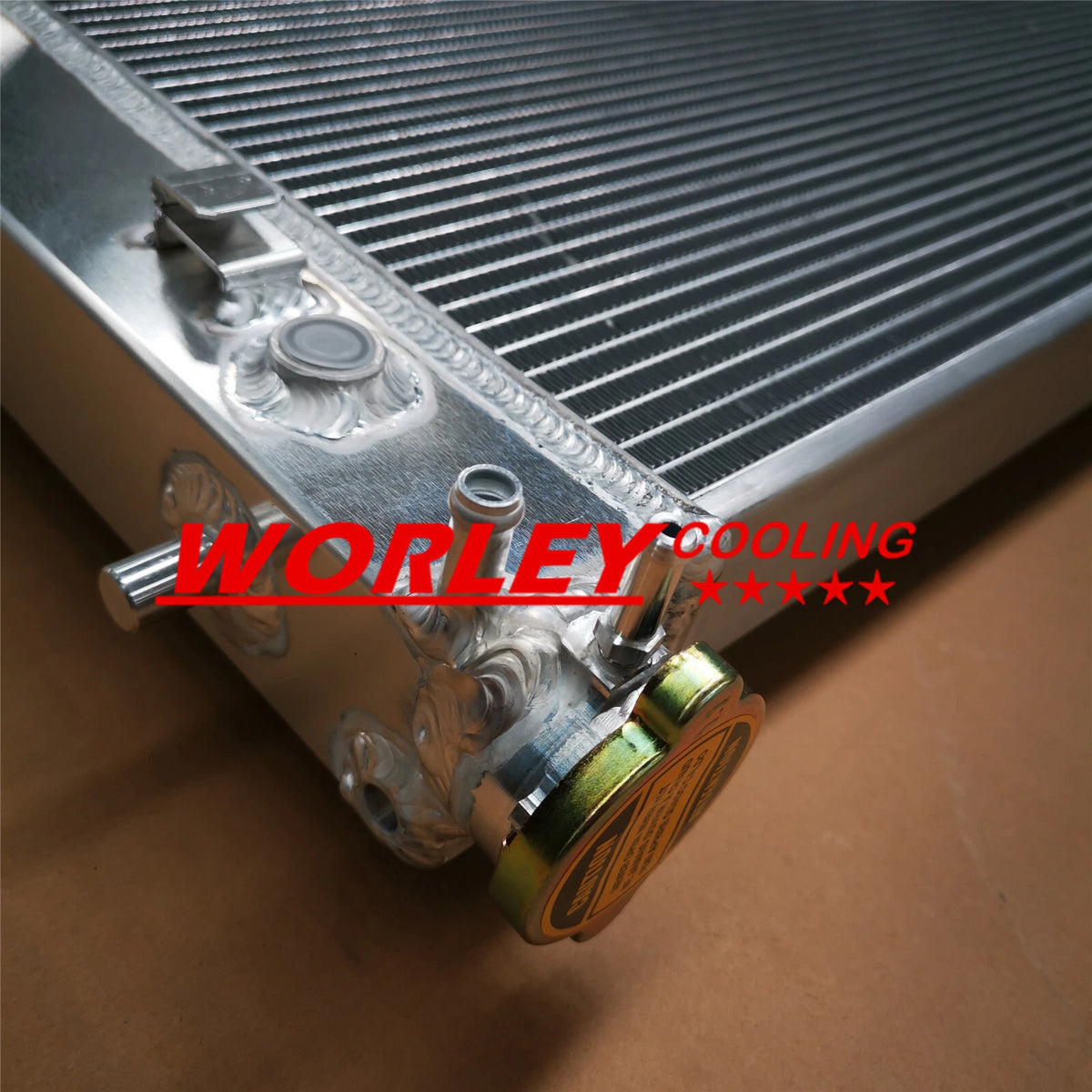 Alloy Radiator for Holden VZ Commodore GEN3 LS1 5.7L GEN4 LS2 6L V8 (2004-2006)