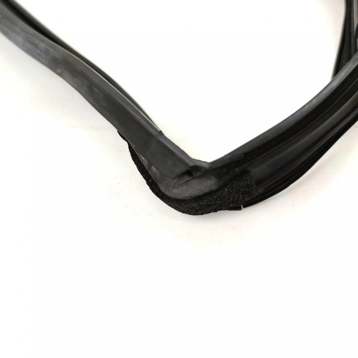 Glass Run Door Channel Rubber Rear Pair Fits Toyota Vios NCP42 4D Sedan 2003-06