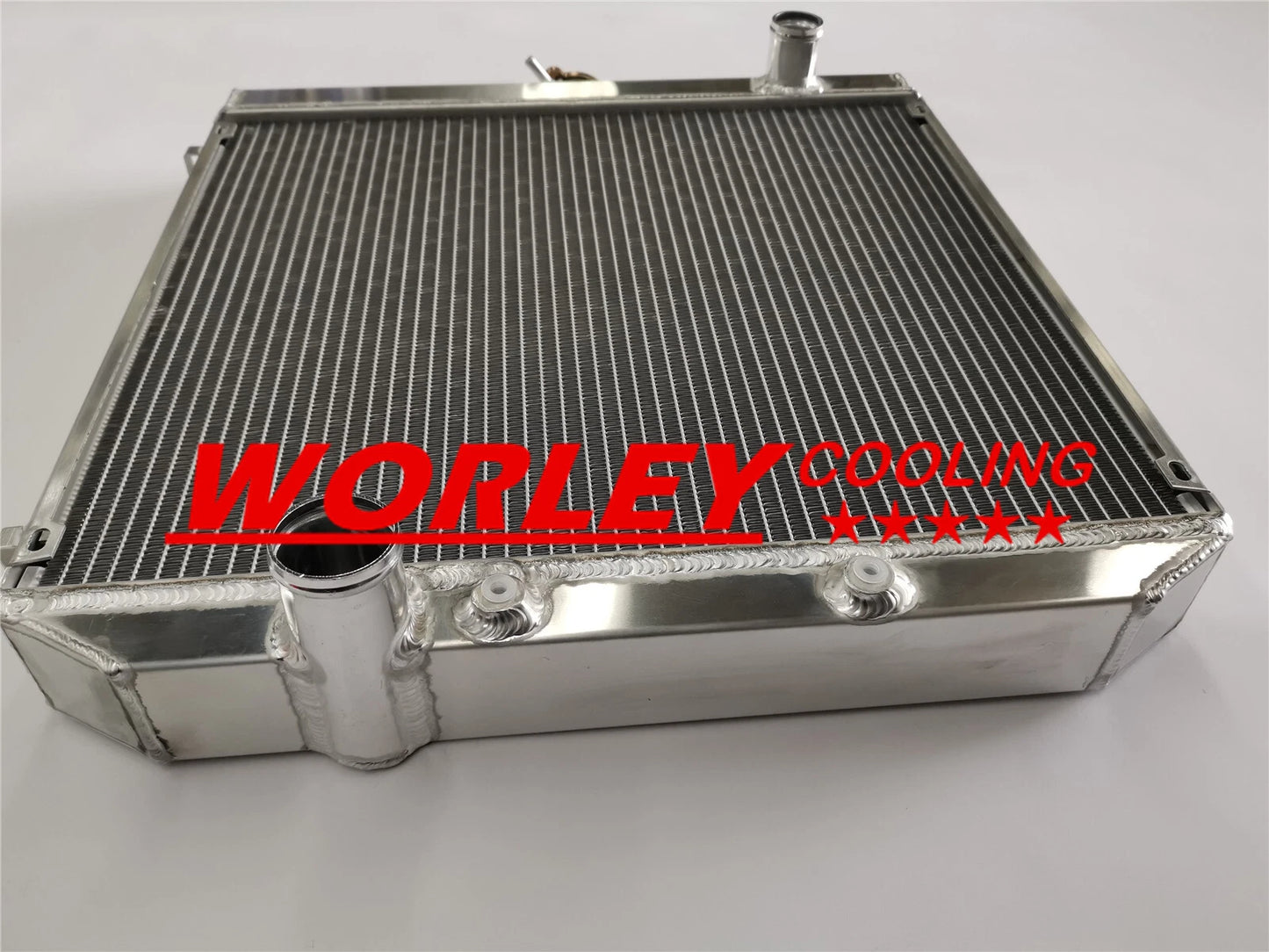 42mm Aluminum Radiator for Ford Falcon XY XW 4.1L 3.6L GT 6Cyl (1969-1972)