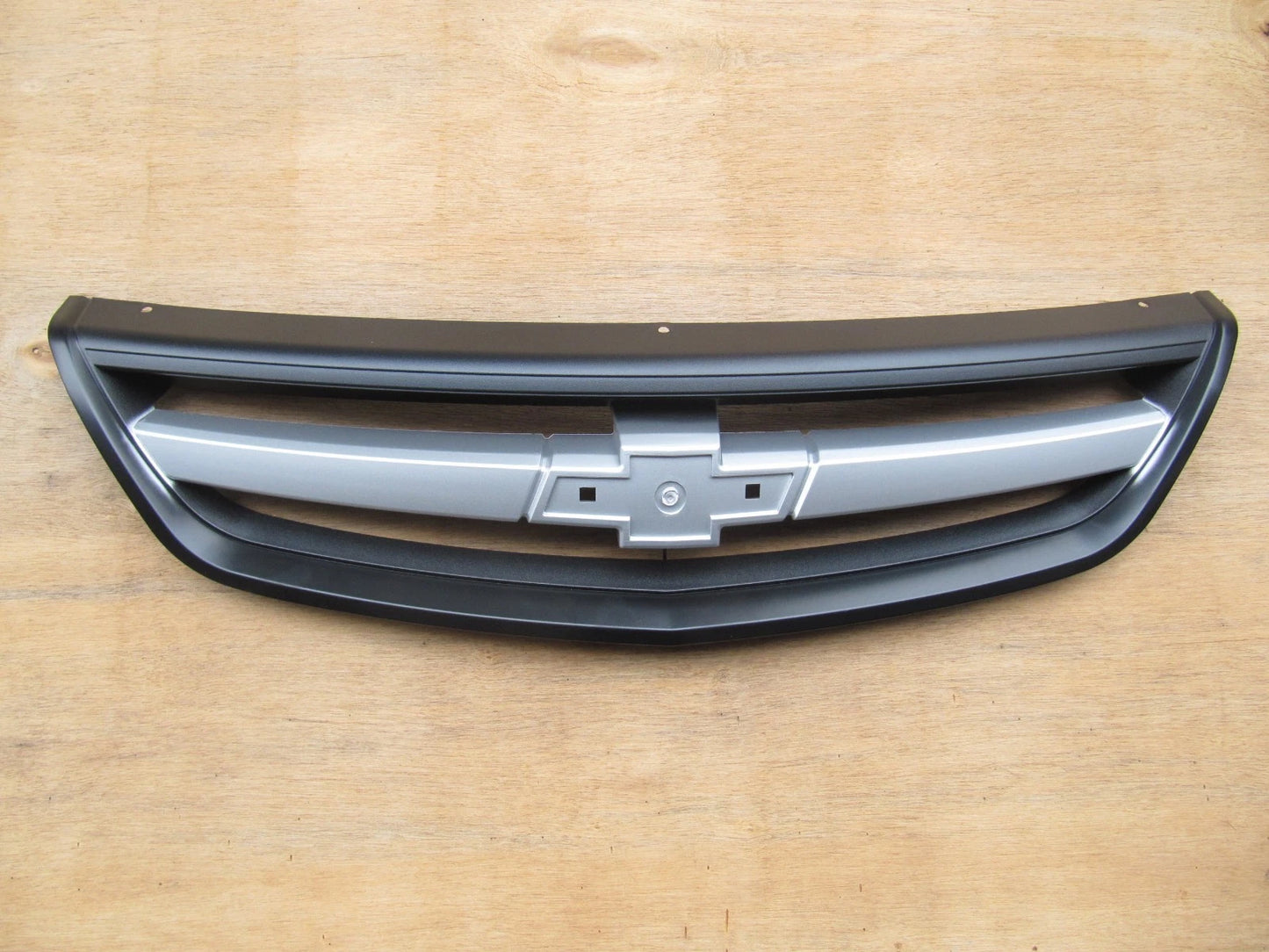 Grill Gray for Holden Commodore VY Executive Acclaim Lumina SV8 (2002-2004)