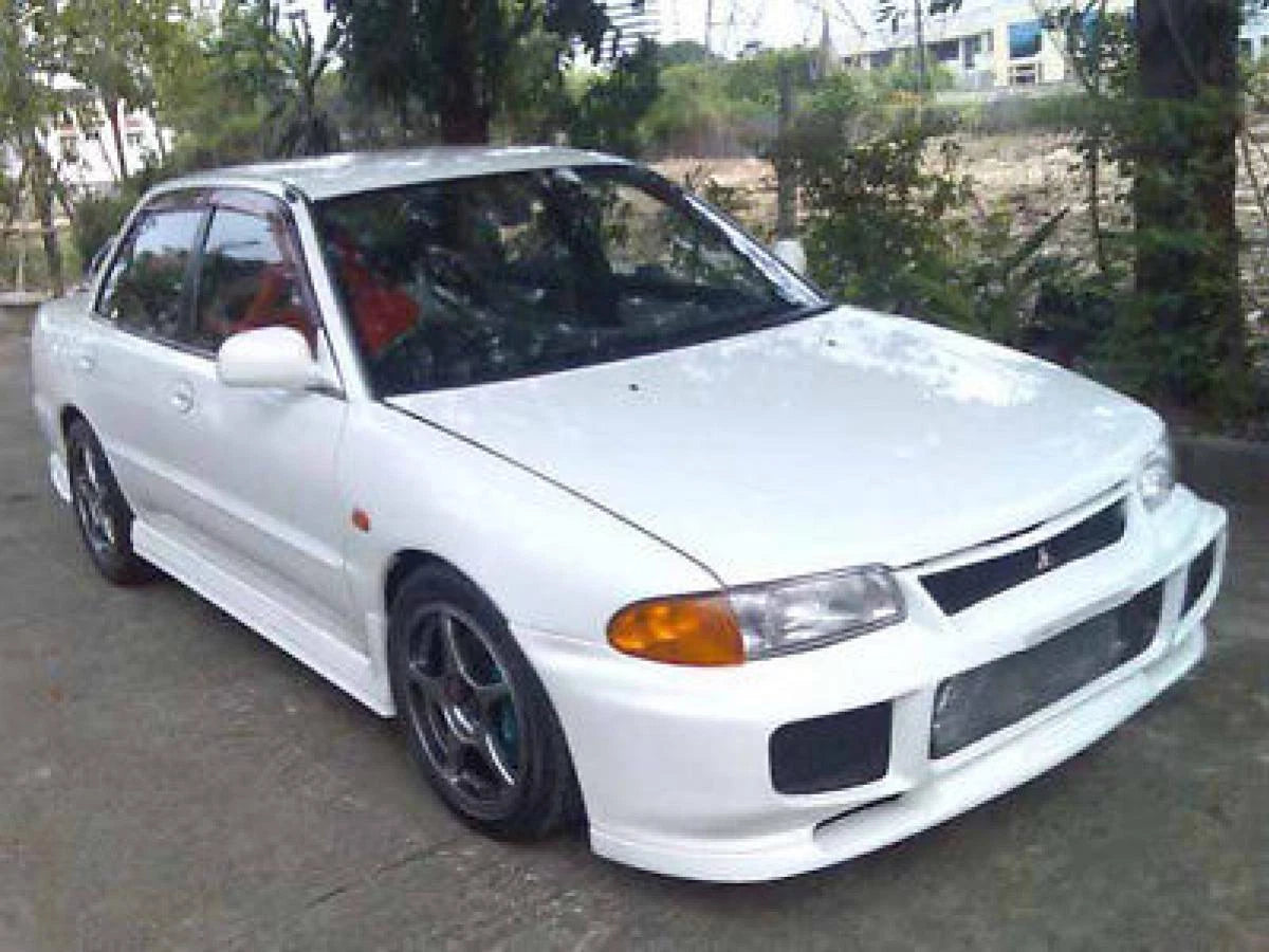Adjustable Front BonnetBumper for Mitsubishi Lancer Sedan (1991-1995)