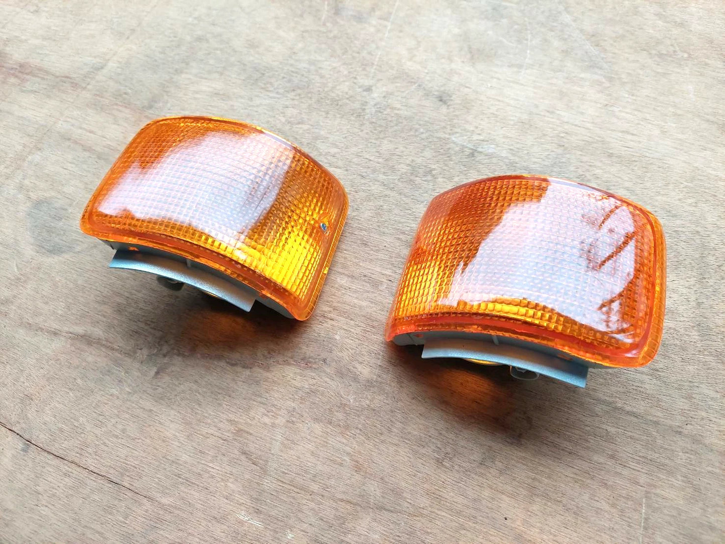 Amber Front Repeater Blinker Signal for Toyota Dyna (1995-1998)