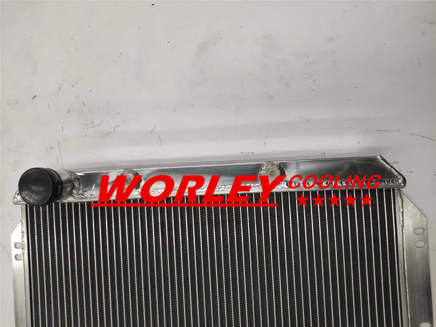 3 Row Aluminum Radiator for Chevy GM Pickup Truck (1960-1962)