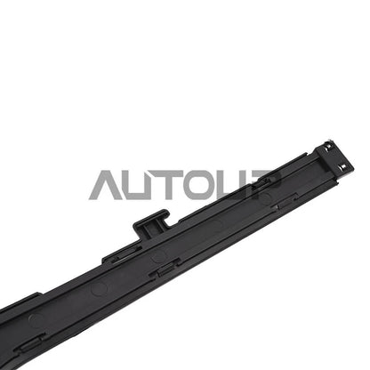 2.4L Fog Light Bezel Driver Side for Hyundai Santa Fe Sport (2017–2018)