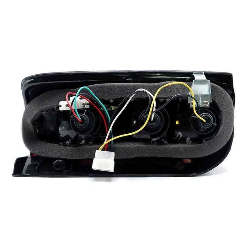Right Rear Tail Light for Toyota Hiace Commuter Van (1989-2004)