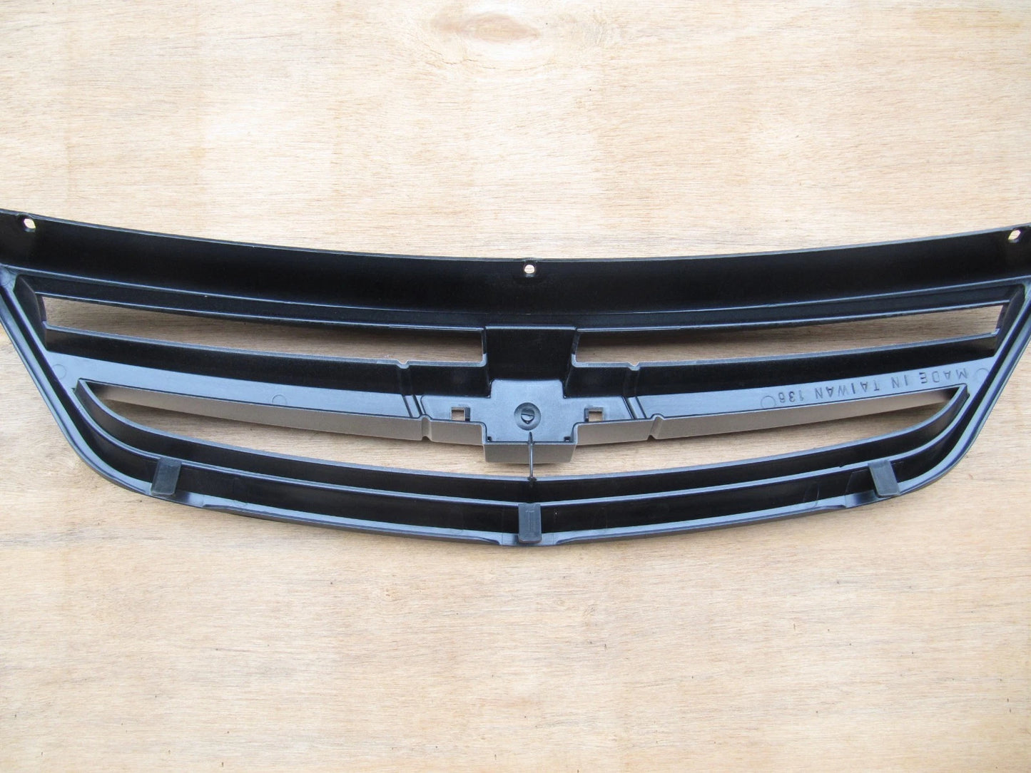 Grill Gray for Holden Commodore VY Executive Acclaim Lumina SV8 (2002-2004)