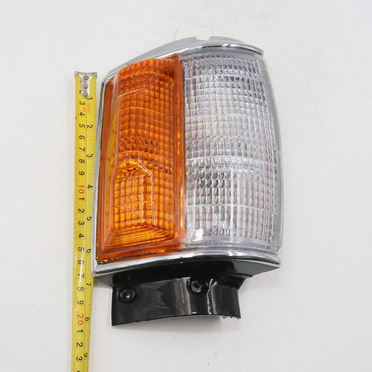Chrome Corner Indicator Lightset for Toyota Hilux 1983-1988
