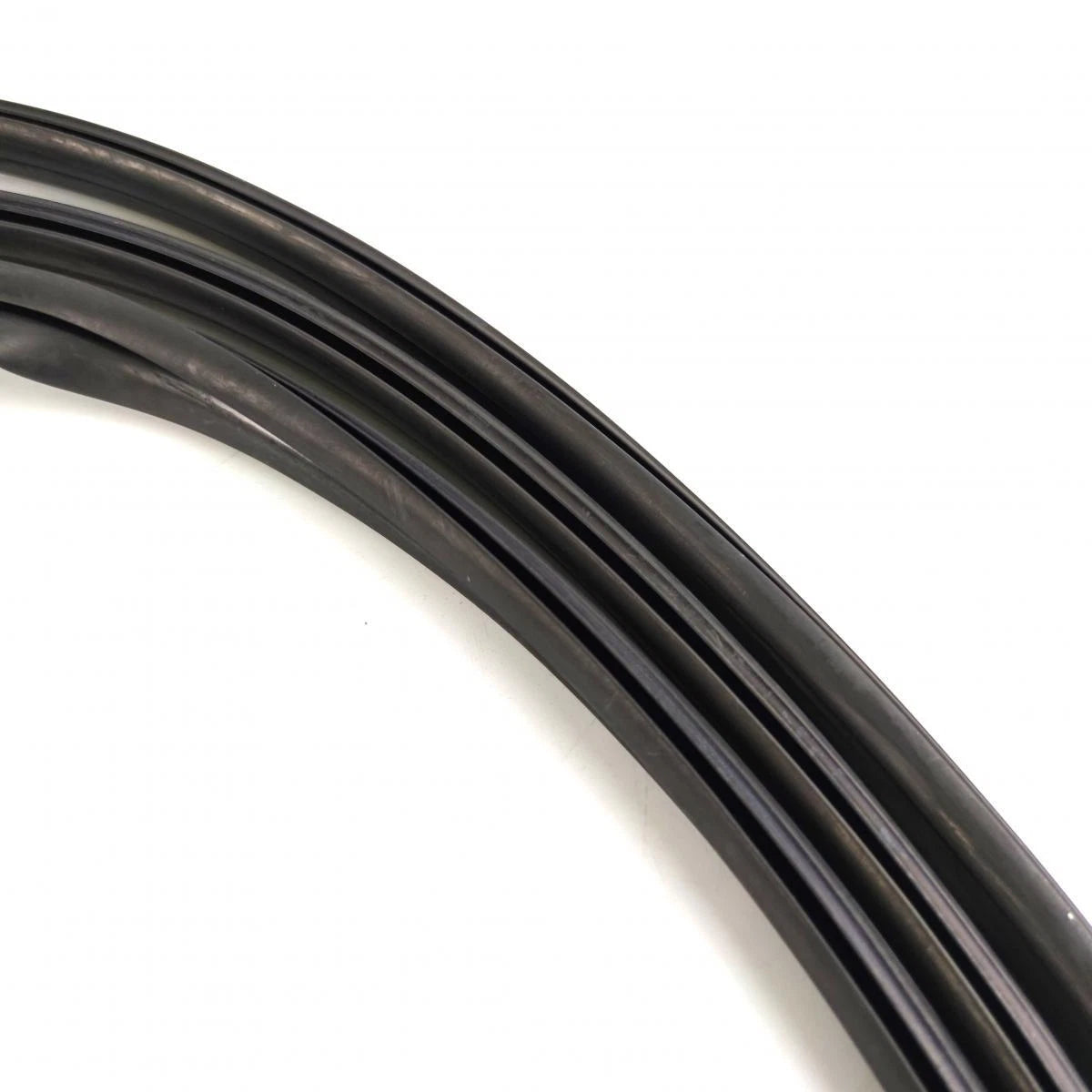 Windshield Moulding Rubber Rear Fits Toyota Corona ST190 AT190 Sedan 1992-96 D08