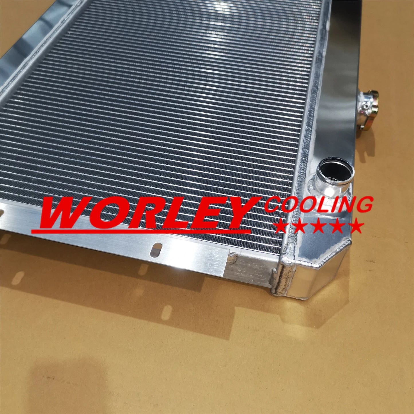 44mm Aluminum Radiator for Jeep CJ5/CJ6/CJ7 3.8L-5.0L (1970-1986)