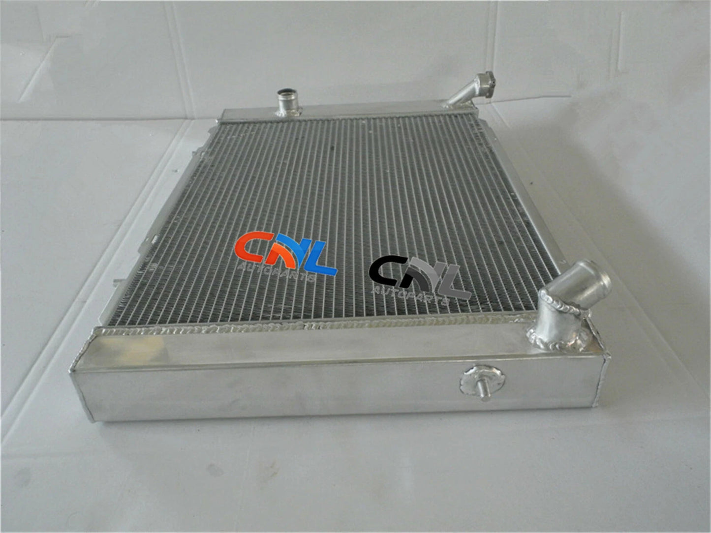 3 Core Aluminum Radiator for Holden Commodore VB VC VH VK V8 (1978-1986)