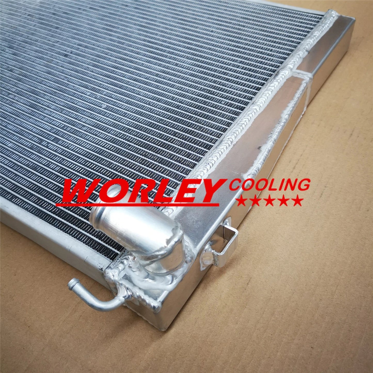 3 Row Aluminum Radiator for BMW 2500-2800 M30 (1968-1976)