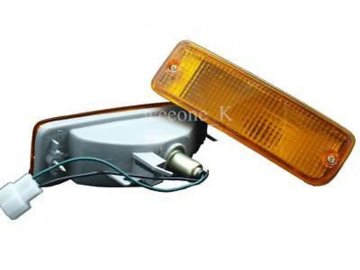 Front Bumper Light Lamp Orange for Toyota Hilux MK3 LN85 (1989-1995)