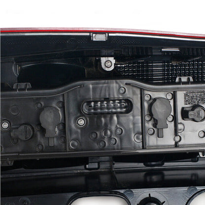 Right Rear Tail Light Brake Lamp Assembly for Mercedes Benz Metris (2016-2019)