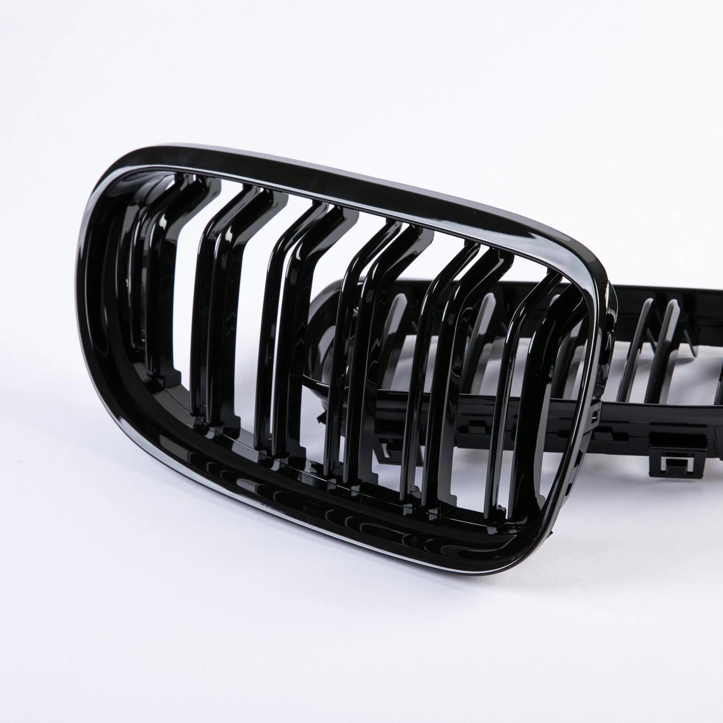 Gloss Black M3 Look Double Rib Grille for BMW E90 E91 (2009-2011)