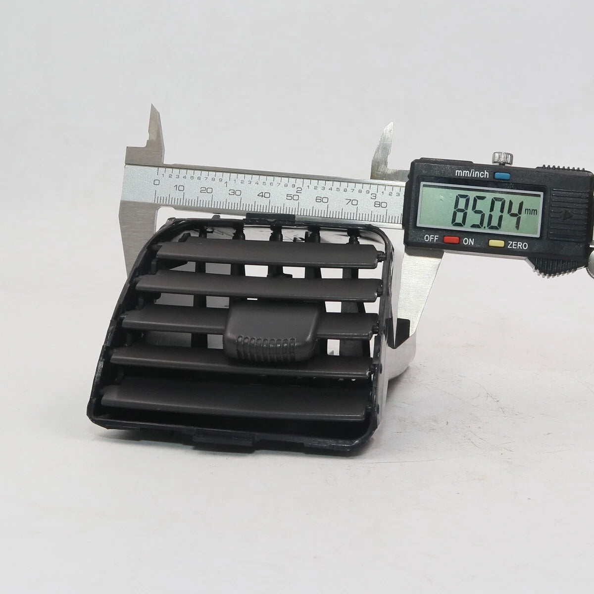 Air Vent Set 4 Pcs for Isuzu D-Max GMC Canyon Rodeo 2003-2008