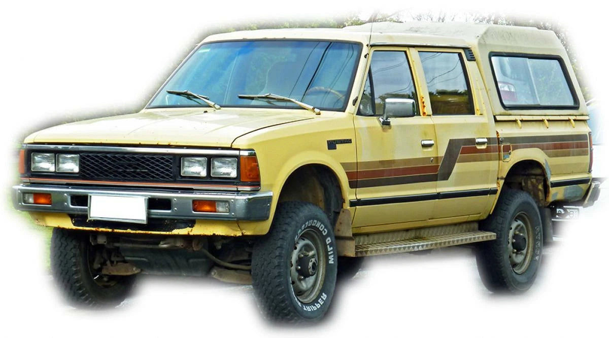 Left Tail Light for Nissan Datsun 720 4WD (1982-1984)