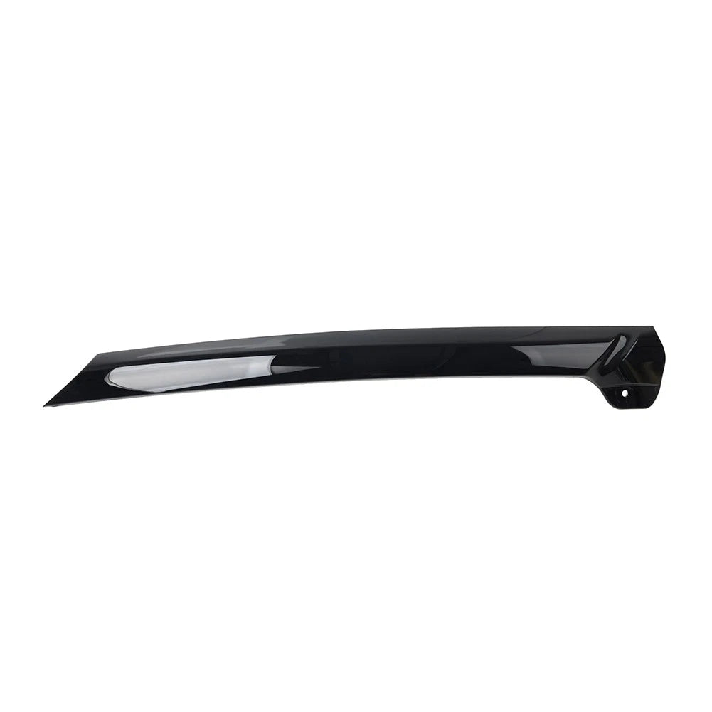 1x Front Right Windshield A-Pillar Molding Panel for Range Rover Sport (2023-2025)