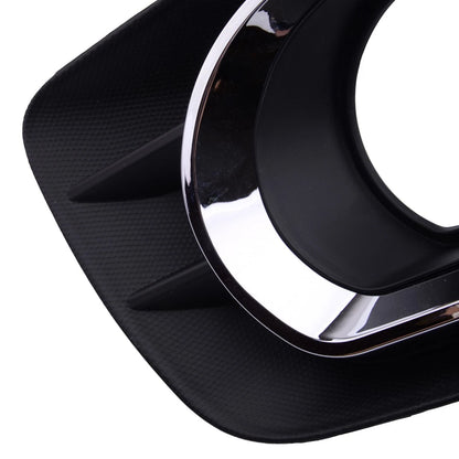 Front Right Fog Moulding Cover for Pontiac Vibe (2009-2011)