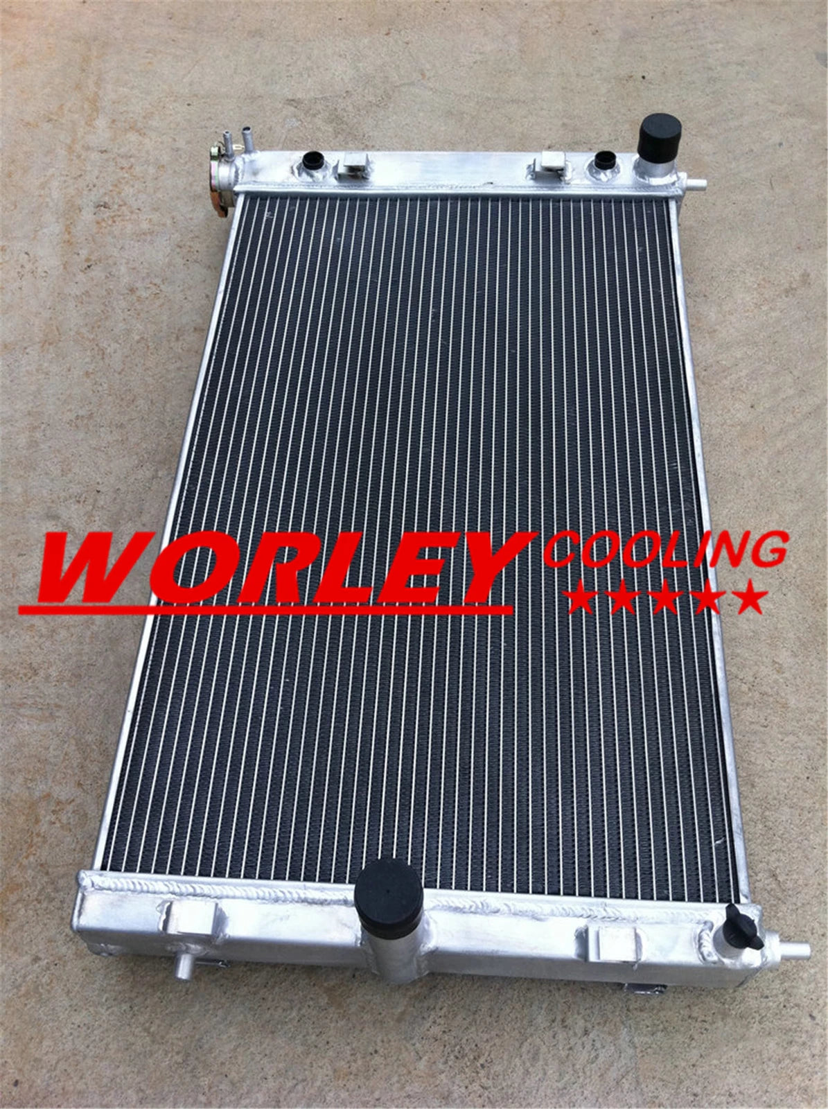 44mm Radiator & RED Hose for Holden Commodore VZ LS1 LS2 SS (2004-2006)