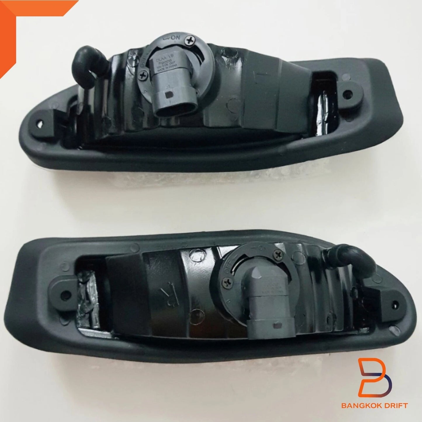 Fog Lamp Spot Light for Toyota Hilux MK5 2WD (2003-2005)