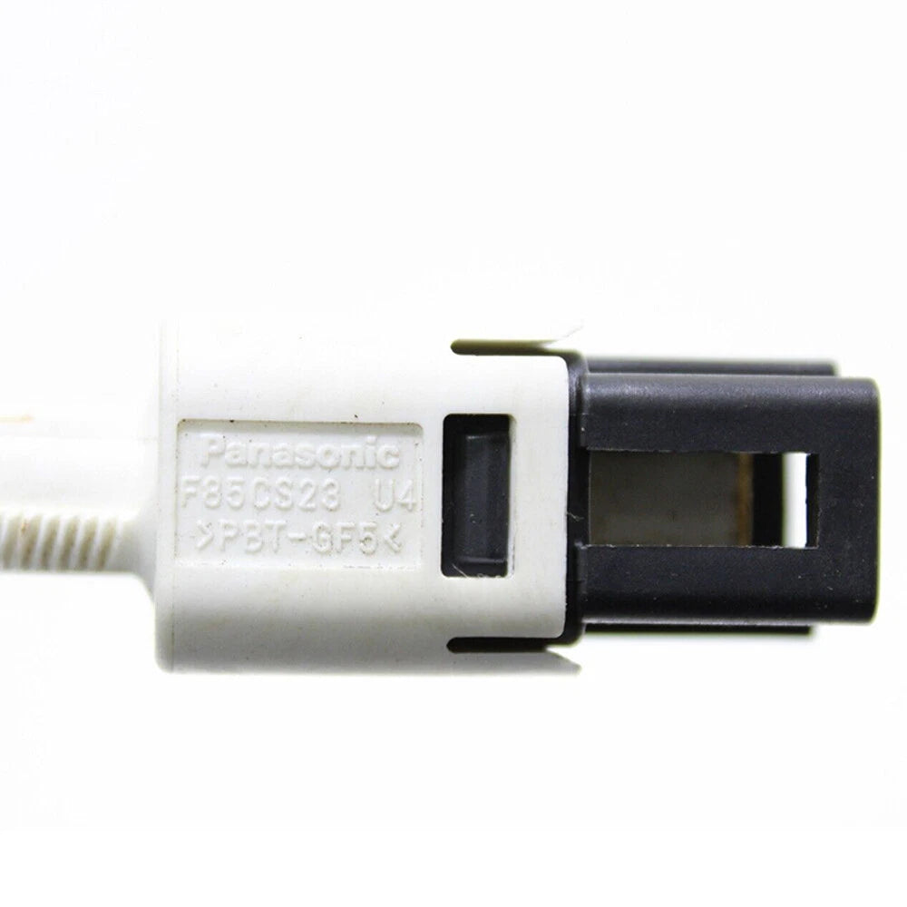 Front Left Brake Light Switch for Nissan (F85CS23)
