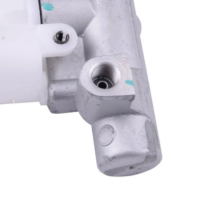 Clutch Master Cylinder for 1989-1995 Toyota Pickup 2.4L 3.0L (1989-1995)