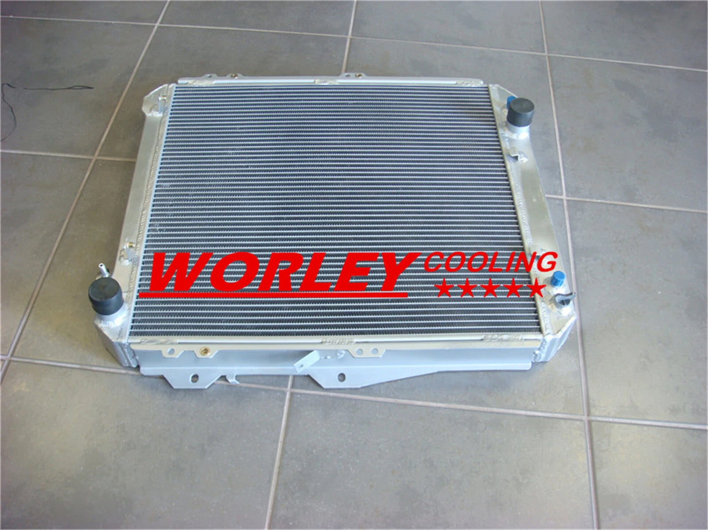44mm Radiator + Shroud + Hose for Hilux Surf KZN130 1KZ-TE (1993-1995)