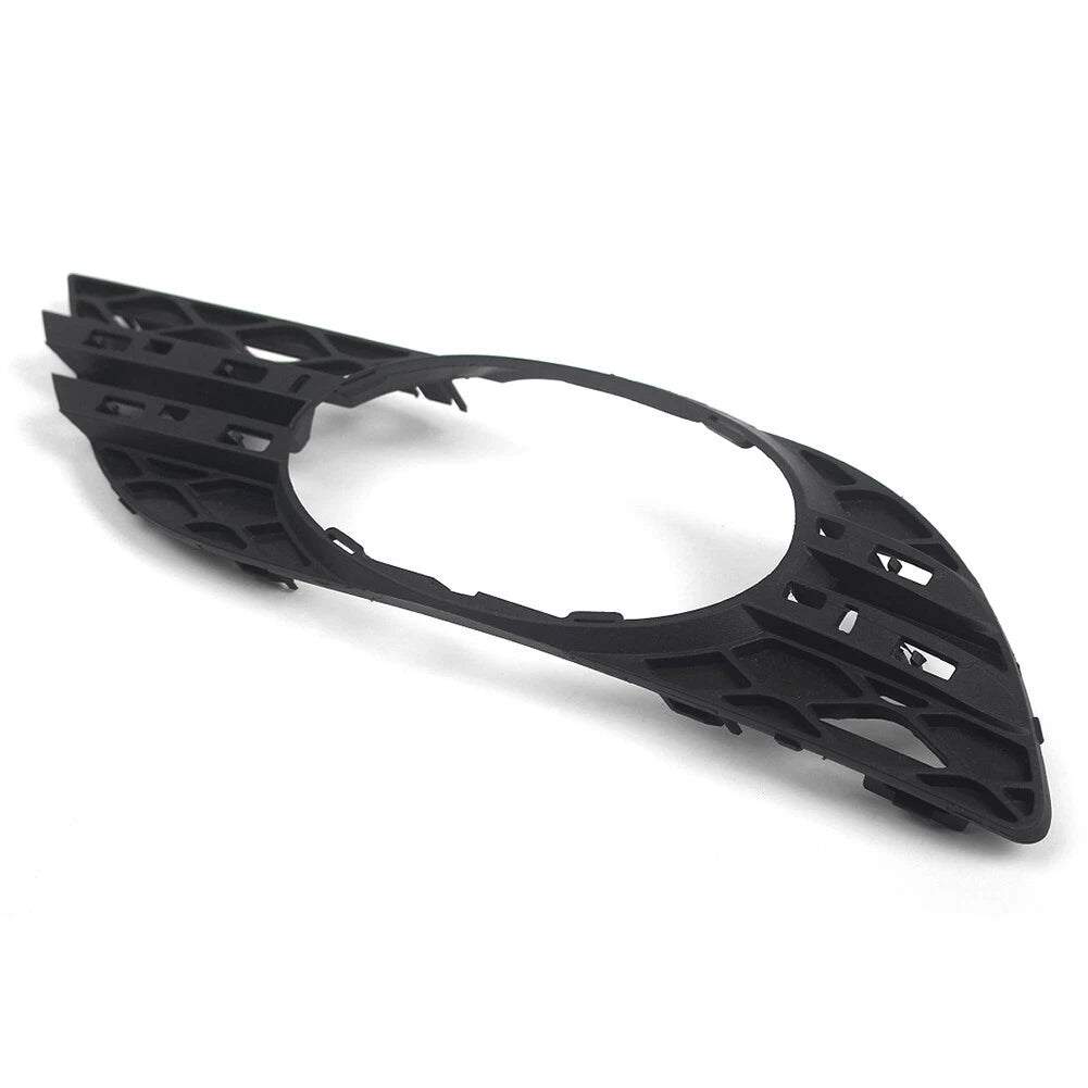 Front Right Fog Light Grille for Mercedes-Benz E320 E350 E550 E63 (2007-2009)
