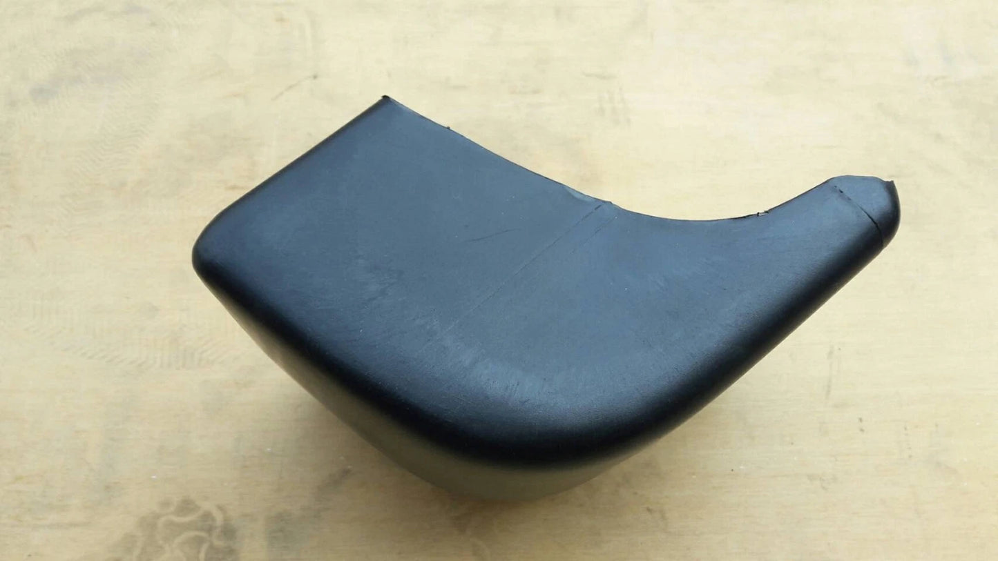 Bumper End Caps 2 x For Toyota Hiace Van YH50 YH51 YH71 (1983-1989)