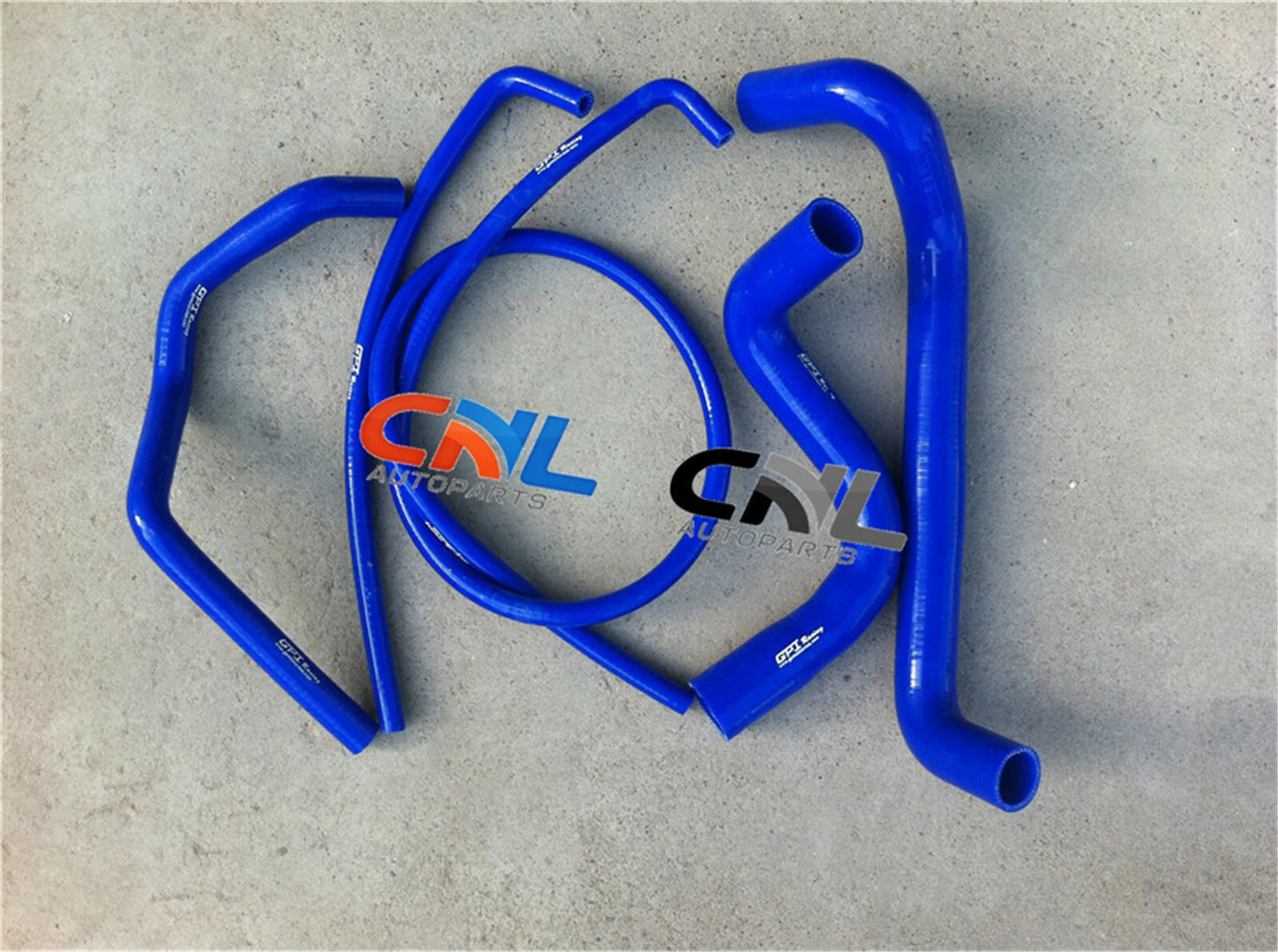 Silicone Coolant Hose for Holden Commodore VZ, Statesman WL 5.7L, 6.0L HSV V8 (2004-2006)