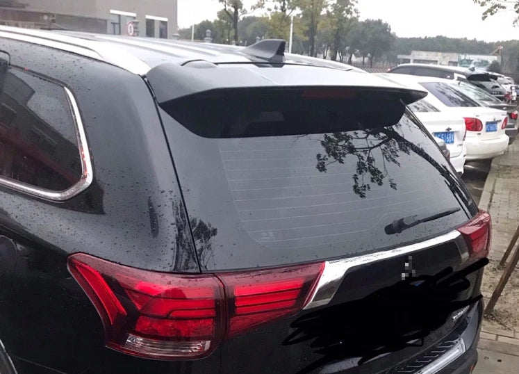 Black Painted Rear Boot Spoiler Wing for Mitsubishi Outlander (2013-2018)