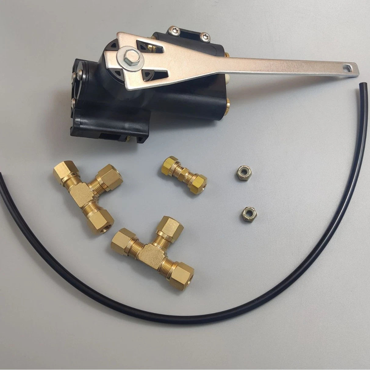 Link Height Control Valve for Volvo Trucks Air Suspension (1999–2015)