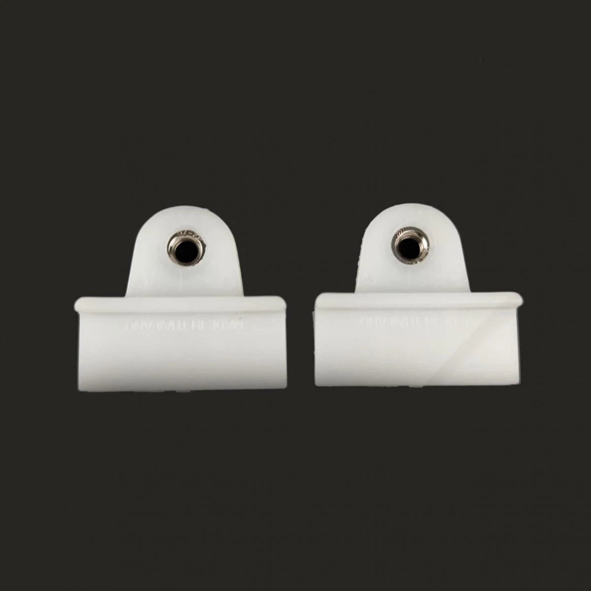 Glass Window Clips Suppor 2 PC Fits Nissan Hardbody Navara D21 Pickup 1986-97