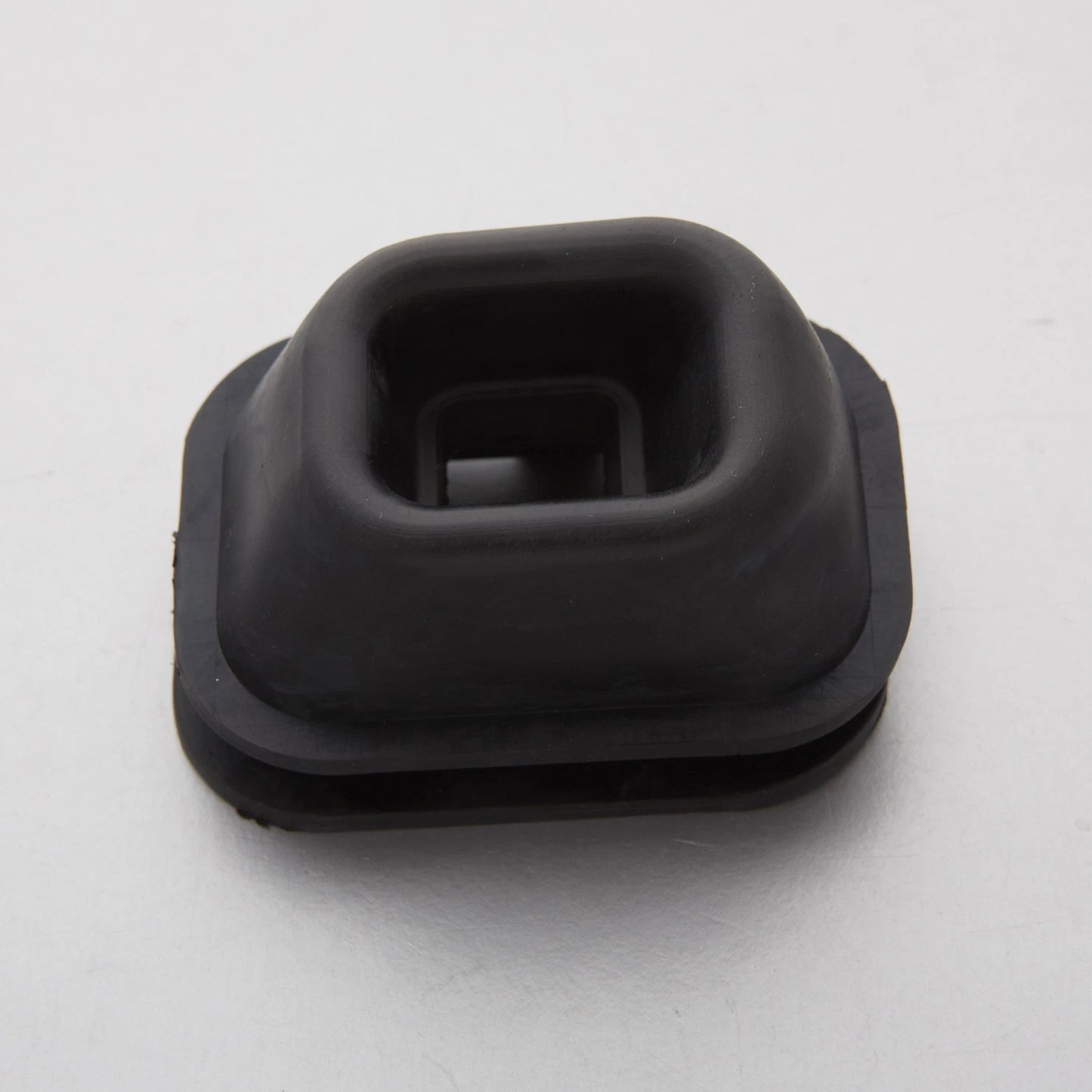 Nissan Navara D40 Clutch Fork Release Rubber Dust Boot for Truck (2005-2015)