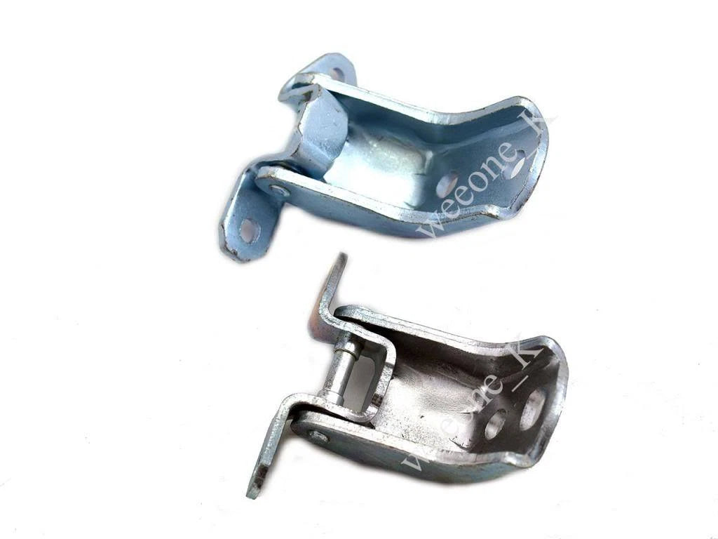 2 x Door Hinges for Nissan D22 Maxima (1995-1999)