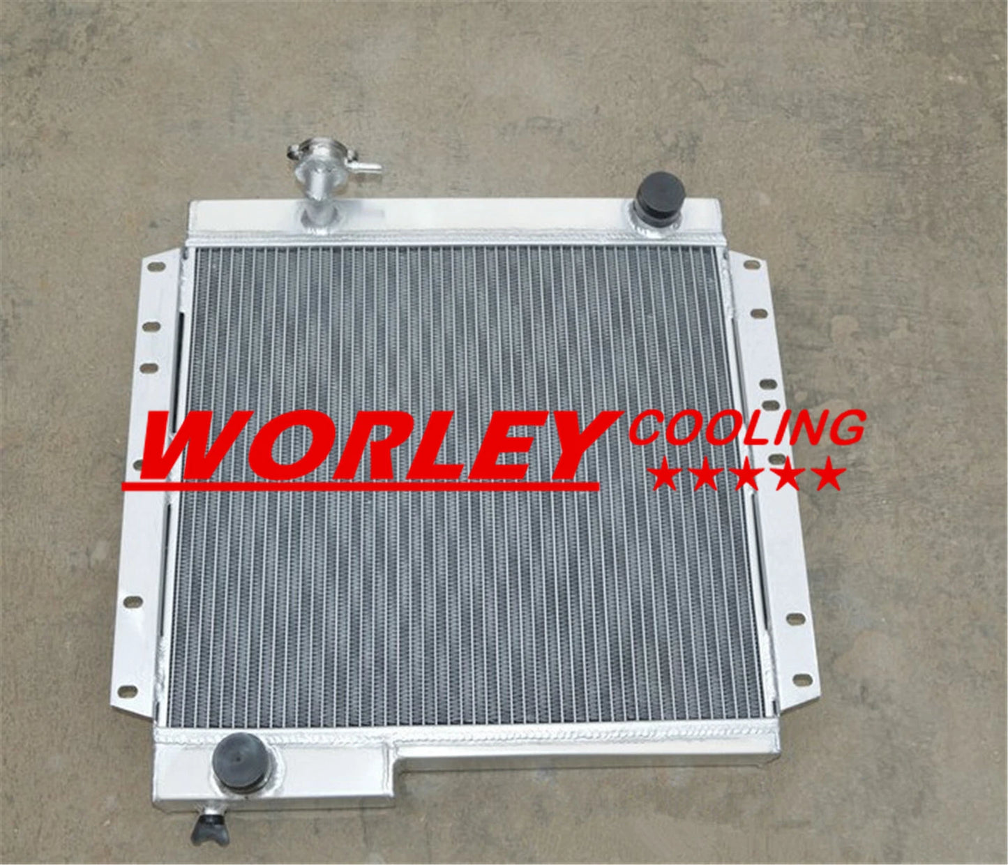 Aluminum Radiator + Shroud + Fan for Landcruiser BJ40 BJ42 (1975-1984)