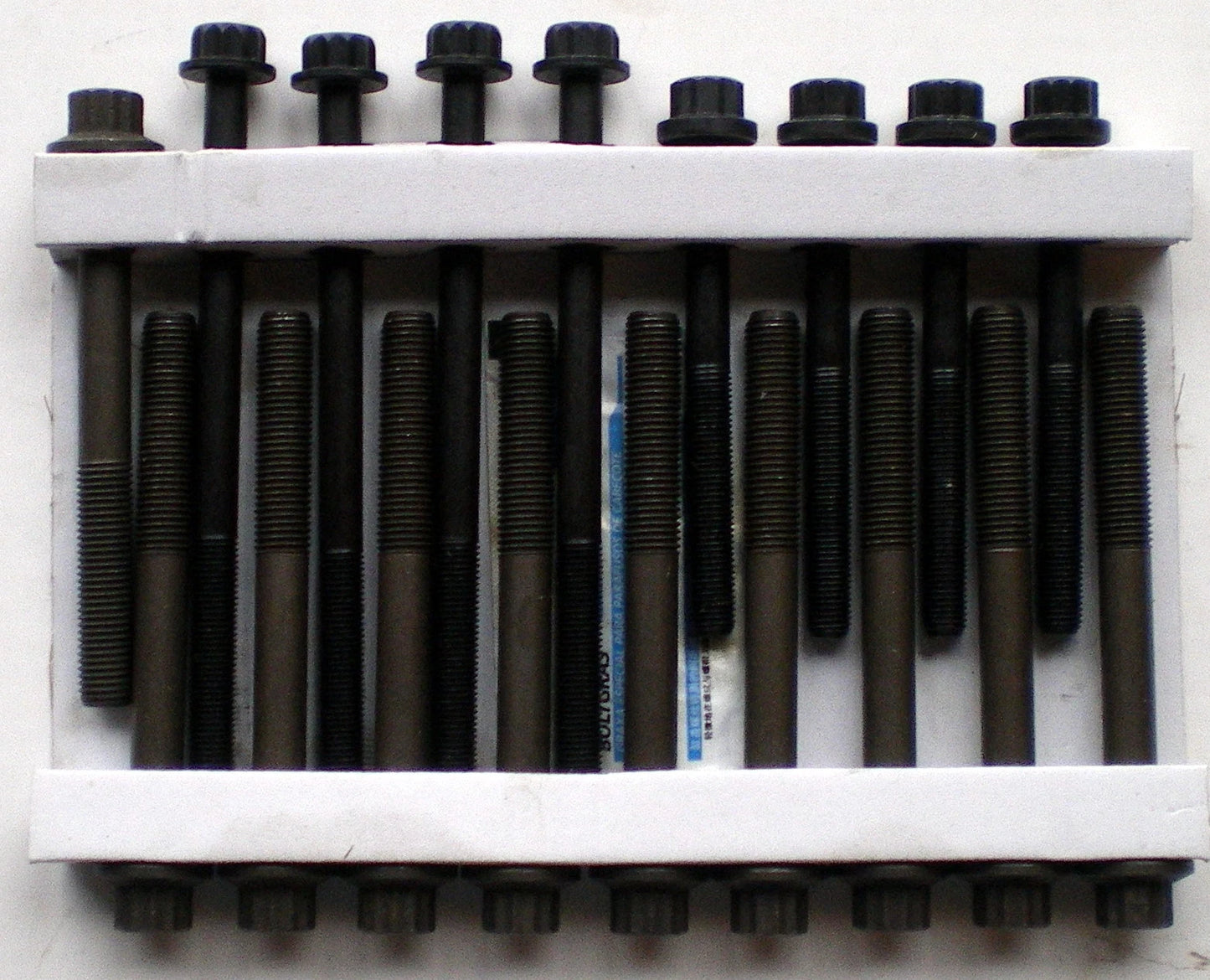 Head bolts / set / Head bolts for FORD RANGER MAZDA BT50