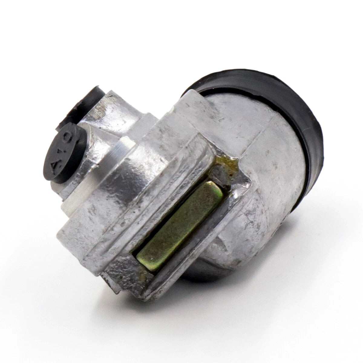Front Lower Left Wheel Brake Cylinder for Datsun 520/521/620/720 1965-1986